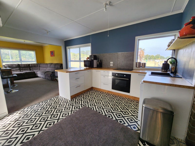 448 Main Road, Kaiata, Greymouth - Carousel 2