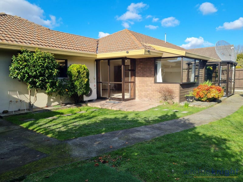 8/18 Field Terrace, Upper Riccarton, Christchurch - Carousel 1