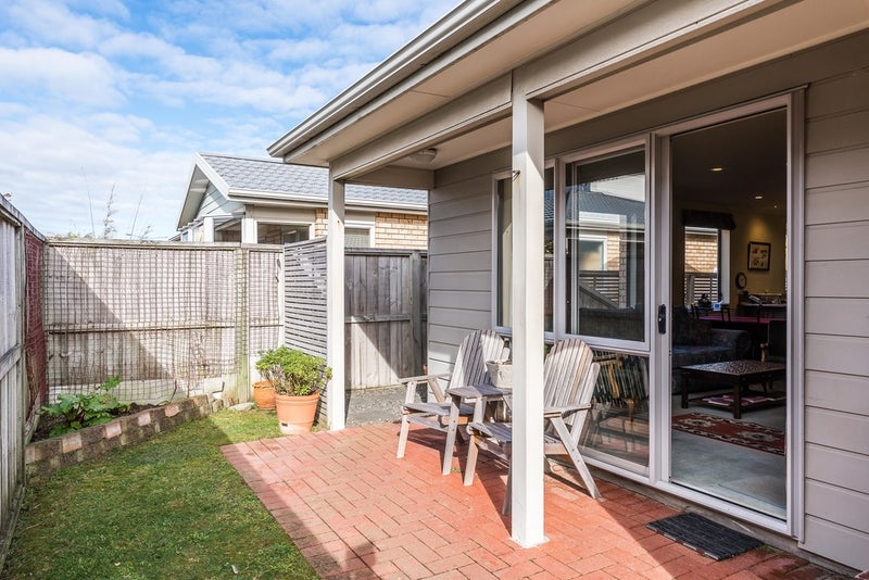 8/25 Tacy Street, Kilbirnie, Wellington - Carousel 2