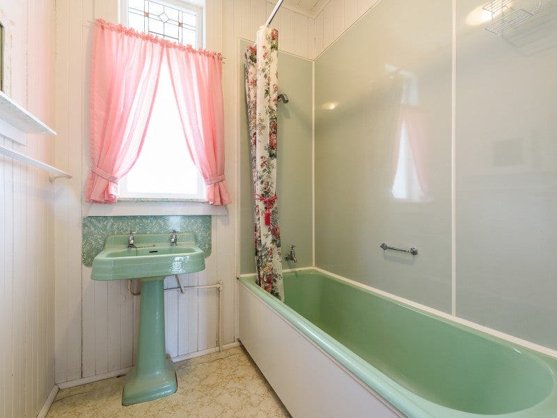 16 Liverpool Street, Miramar, Wellington - Carousel 12