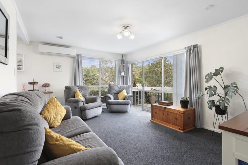 4 Hydra Place, Glen Eden, Auckland - Carousel 2