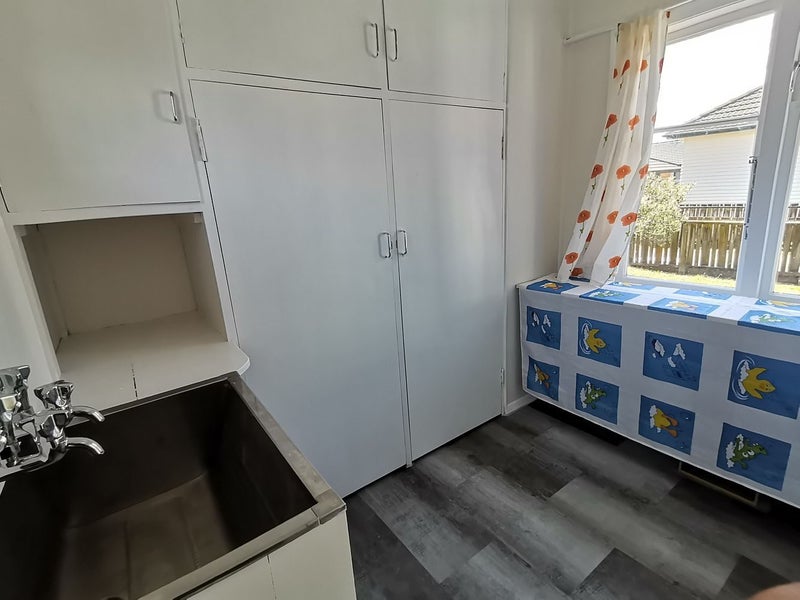 9 Hinau Street, Tawa, Wellington - Carousel 9