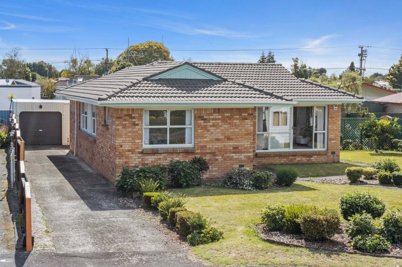 16 Arkle Place, Nawton, Hamilton - Carousel 2