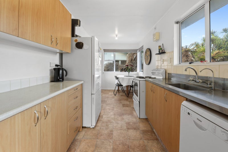 24 Joanne Crescent, Pukehangi, Rotorua - Carousel 2