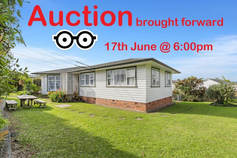 27 Litten Road, Cockle Bay, Auckland - Carousel 1