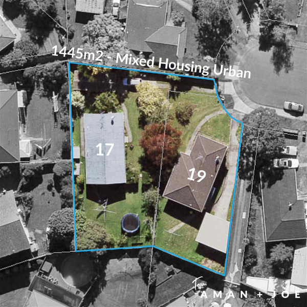 17 Karo Place, Glendene, Auckland - Carousel 1