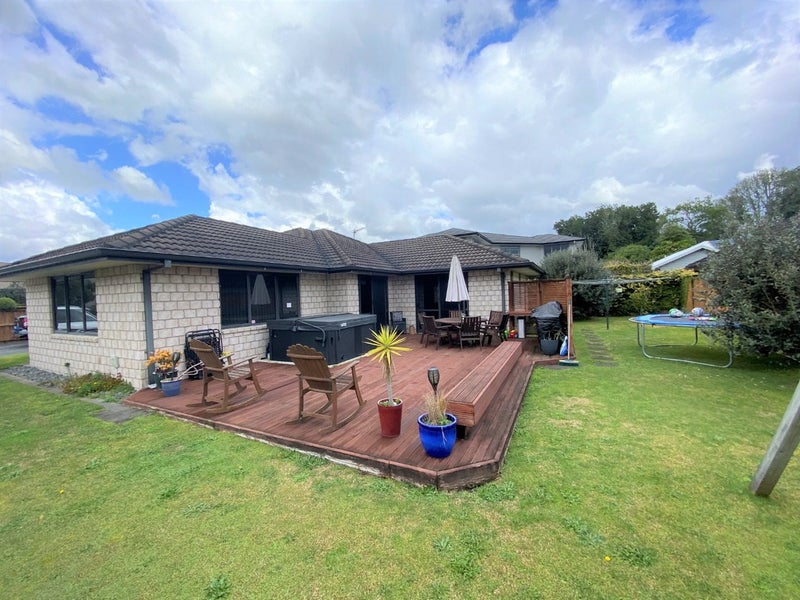 26 Garvan Glen, Pyes Pa, Tauranga - Carousel 1
