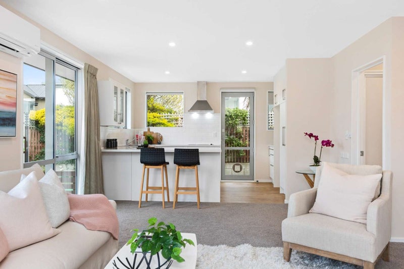 3/53 Winchester Street, Merivale, Christchurch - Carousel 2