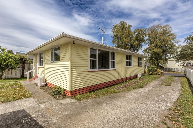 47 Hinerangi Street, Turangi - Carousel 1