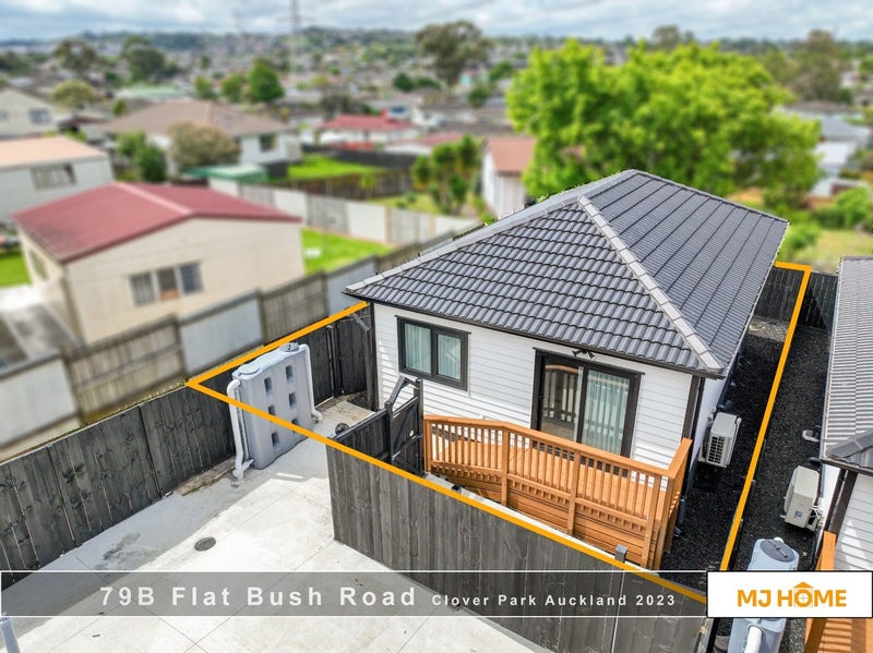 79 Flat Bush Road, Clover Park, Auckland - Carousel 1
