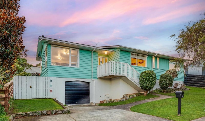 45 Ayton Drive, Whitby, Porirua - Carousel 1