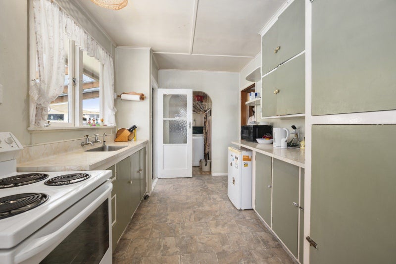 10 Brent Road, Owhata, Rotorua - Carousel 2