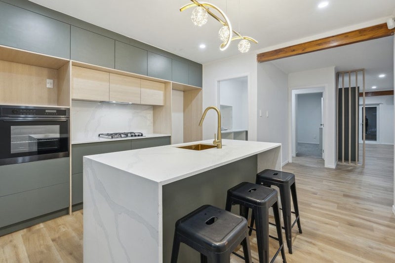 27 Cornwall Road, Papatoetoe, Auckland - Carousel 1