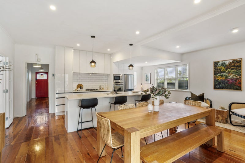 4 Glentui Road, Mount Albert, Auckland - Carousel 2