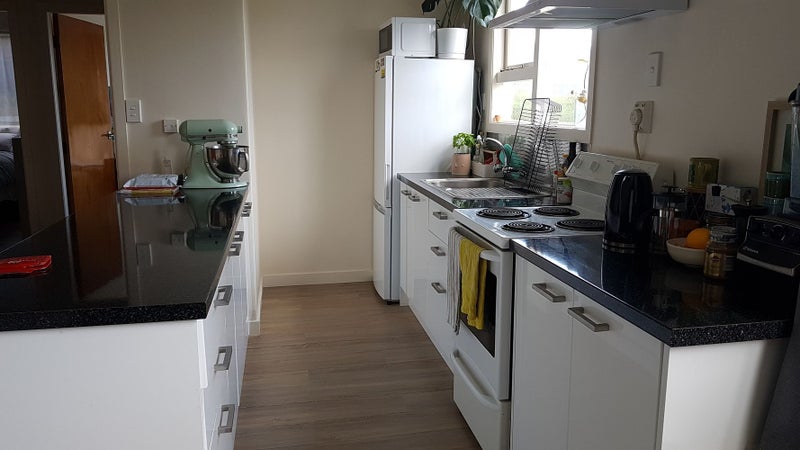 100 Quebec Street, Kingston, Wellington - Carousel 2