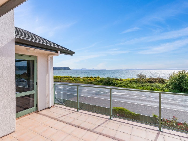 905 State Highway 1, Taupo - Carousel 2