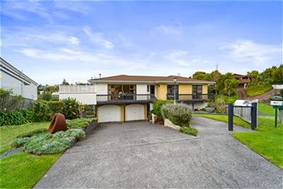 43 Redwing Street, Browns Bay, Auckland - Carousel 1