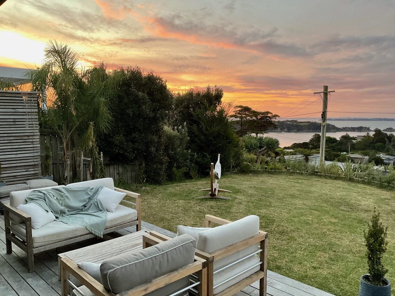 35 Hauraki Road, Oneroa, Waiheke Island - Carousel 1