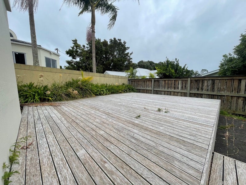 61 Stanley Point Road, Stanley Point, Auckland - Carousel 2