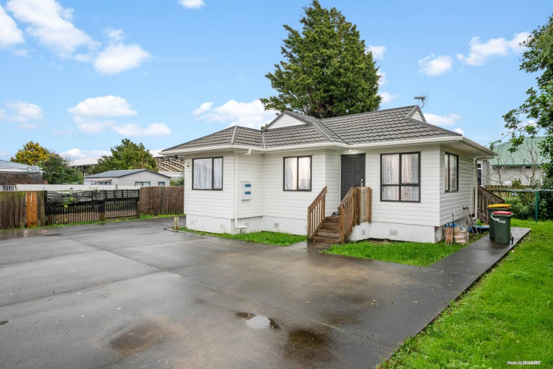 60 McKean Avenue, Manurewa, Auckland - Carousel 2