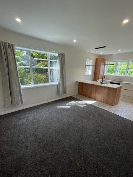 27 Piko Crescent, Riccarton, Christchurch - Carousel 1