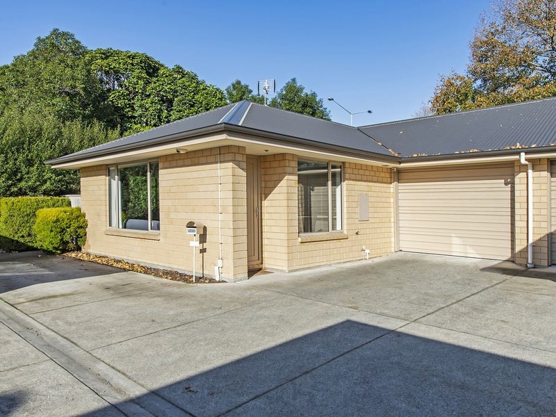 46 Thackeray Place, Waltham, Christchurch - Carousel 1