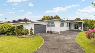 3 Toledo Grove, Totara Park, Upper Hutt - Carousel 1