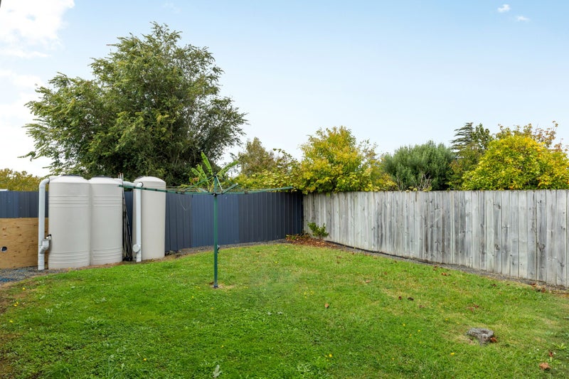 27 Collins Road, Melville, Hamilton - Carousel 13