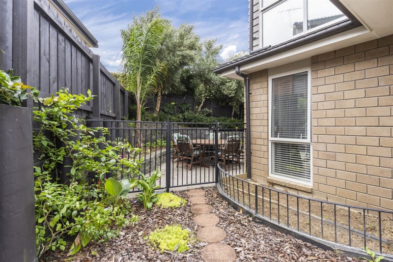 1 Citation Way, Botany Downs, Auckland - Carousel 20