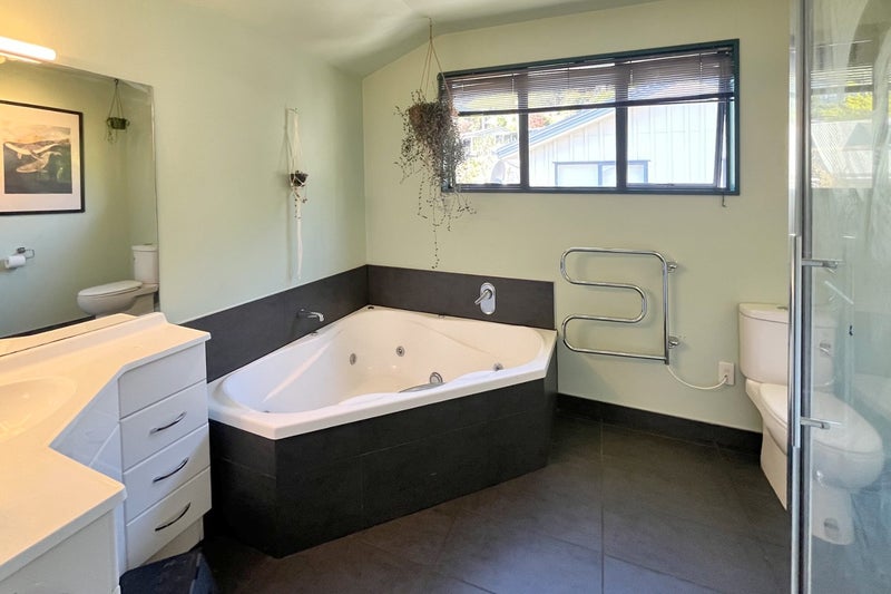 87 RESERVE TERRACE, Lyttelton, Christchurch - Carousel 20