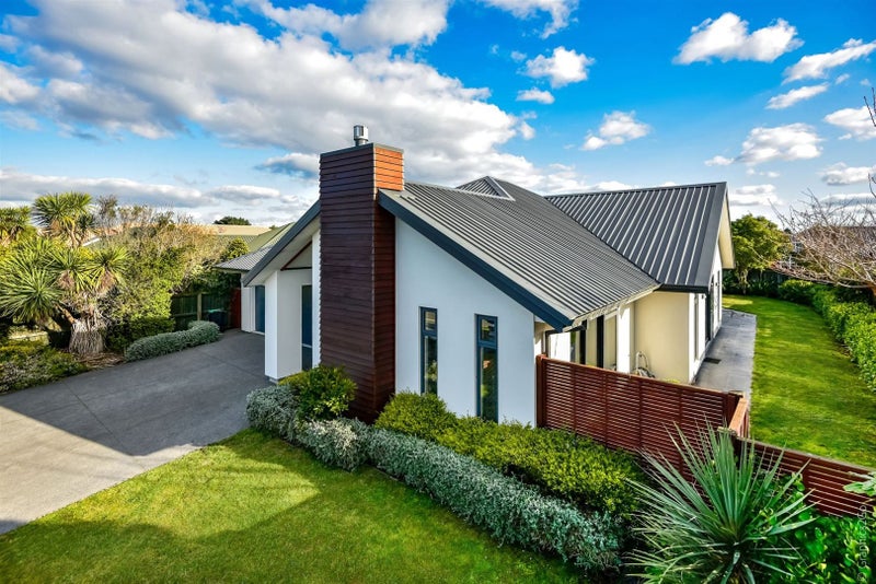 54 Forest Drive, Parklands, Christchurch - Carousel 1