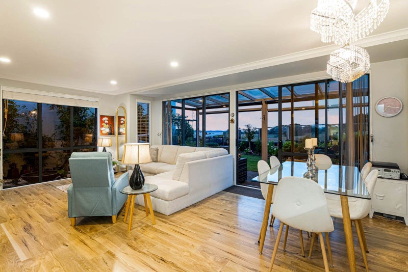 23 Alverna View, GULF HARBOUR, WHANGAPARAOA - Carousel 1