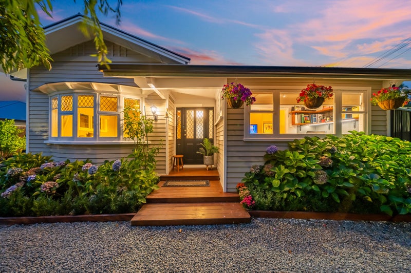 77 Ward Street, Wallaceville, Upper Hutt - Carousel 1