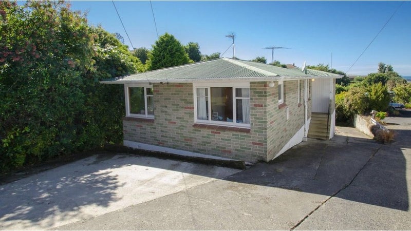 65 Oakwood Avenue, Maryhill, Dunedin - Carousel 2