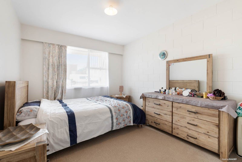 1/13 Hill Road, Hillpark, Auckland - Carousel 2