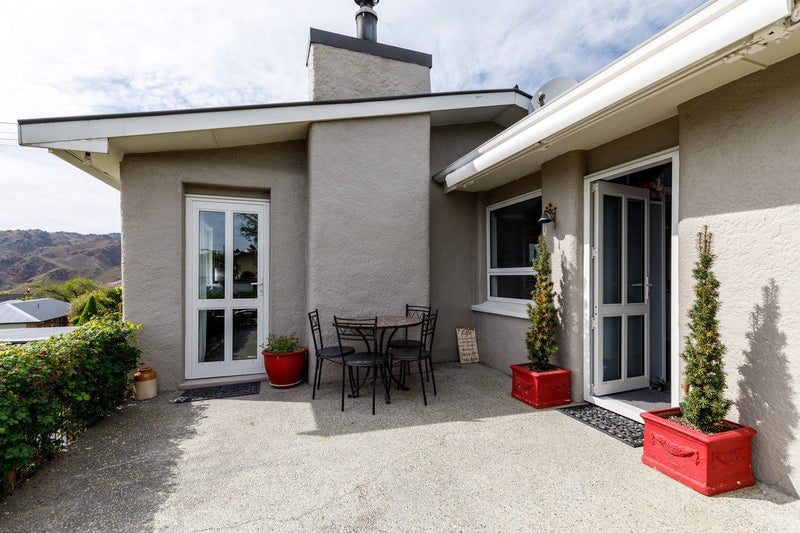 29 The Half Mile, Bridge Hill, Alexandra - Carousel 1