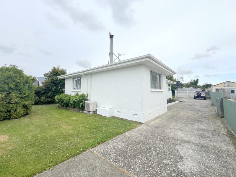 14 Nevis Crescent, Grasmere, Invercargill - Carousel 2