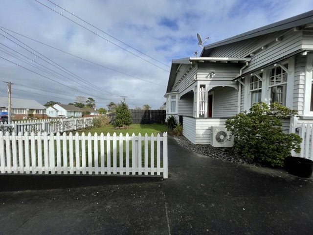 29 Jellicoe Street, Otahuhu, Auckland - Carousel 2
