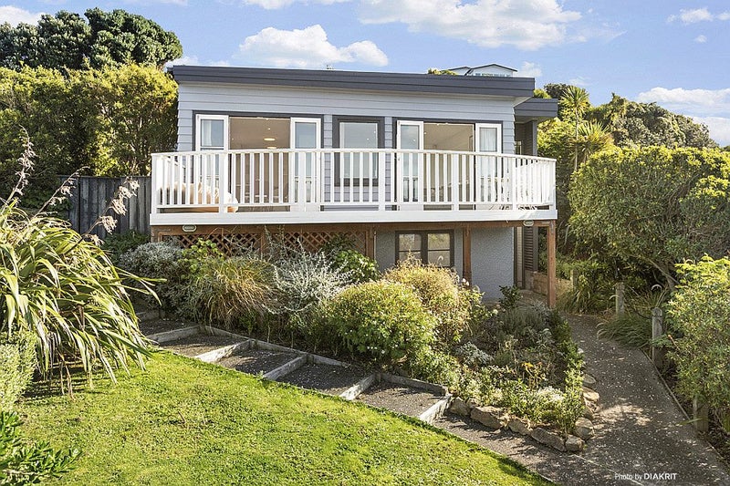 22 Tai Paku Paku Road, Karaka Bays, Wellington - Carousel 2