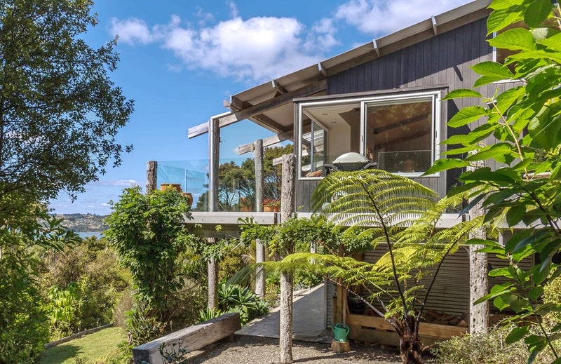 17 Kauri Drive, Sandspit, Warkworth - Carousel 26