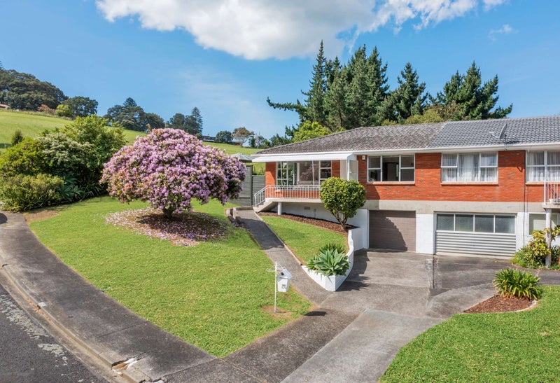 57B Bel Air Drive, Hillsborough, Auckland - Carousel 1