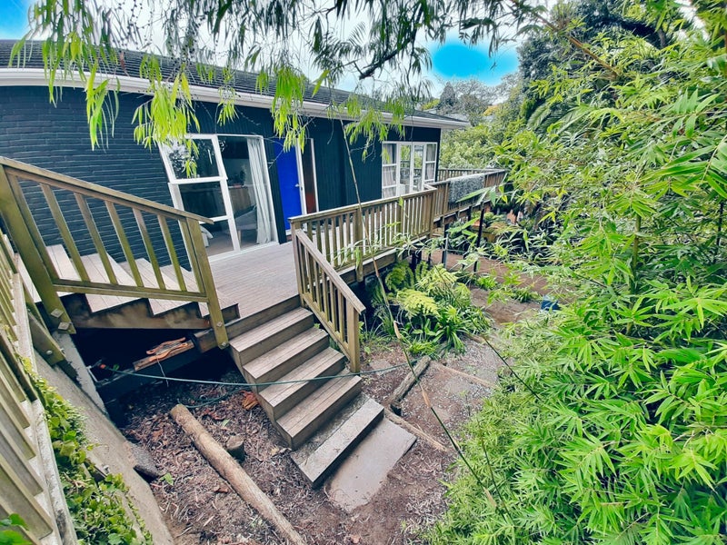 2/73 Newhaven Terrace, Mairangi Bay, Auckland - Carousel 1
