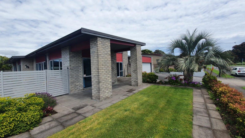 4 Parkvue Drive, Bell Block, New Plymouth - Carousel 2