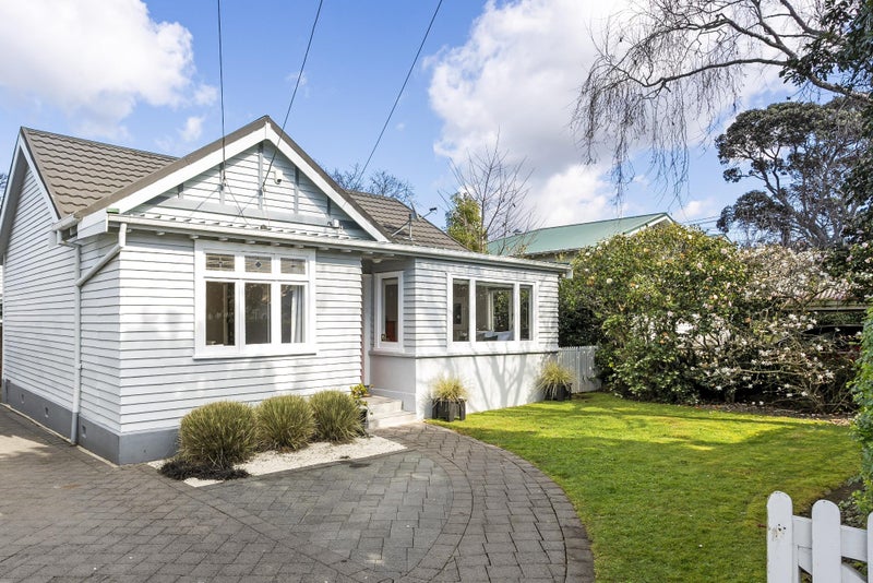 68 Shackleton Road, Mount Eden, Auckland - Carousel 1