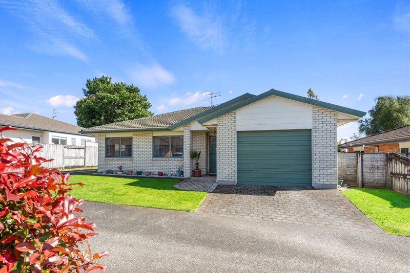 6 Abbey Way, Judea, Tauranga - Carousel 1