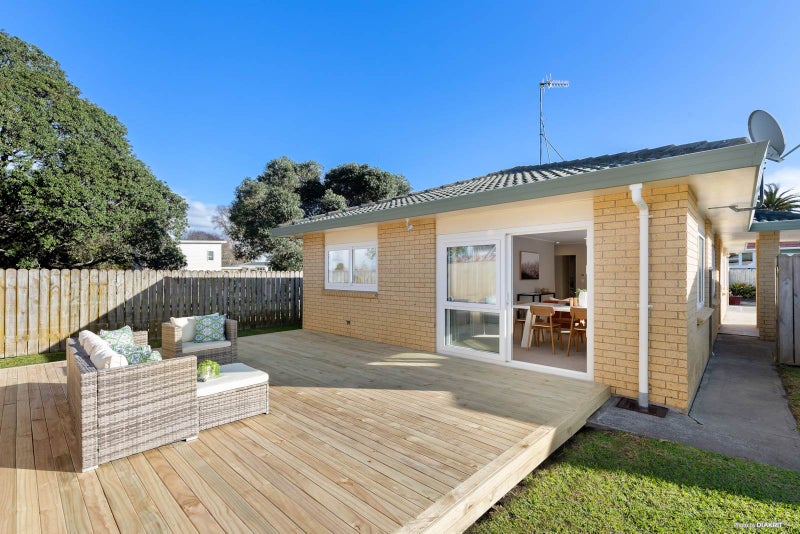 94A Tripoli Road, Panmure, Auckland - Carousel 1