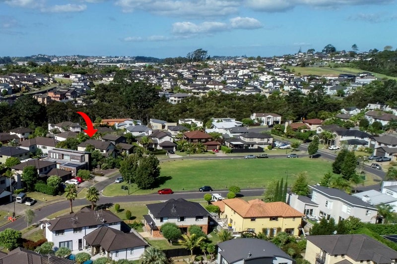 9 Kelmore Place, Schnapper Rock, Auckland - Carousel 2