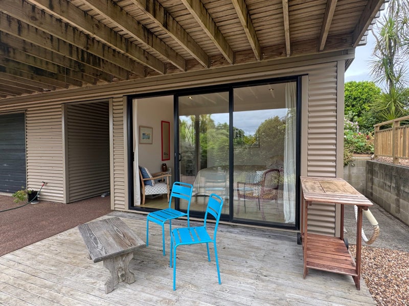 34 Victoria Road South, Onetangi, Waiheke Island - Carousel 1