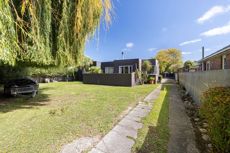 143 Centaurus Road, Saint Martins, Christchurch - Carousel 2