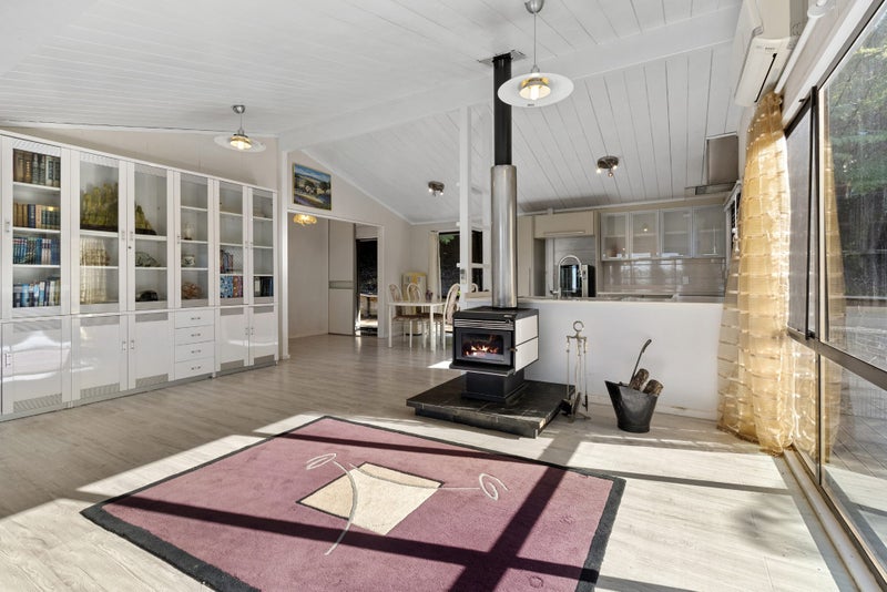 20 Barker Rise, Northcross, Auckland - Carousel 1